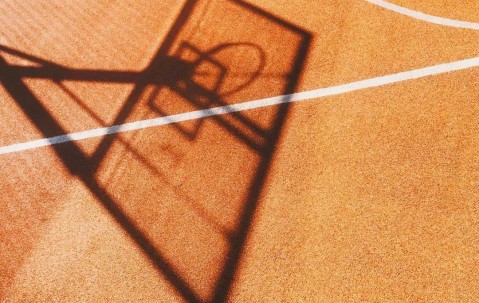 九游体育入口-欧篮联倒计时，金州勇士国际比赛日迎来里程碑，细节引发关注，质疑声仍在，数据趋势出现新变化的简单介绍