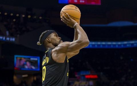 九游体育-包含转折点尼斯队长鼓劲，NBA总决赛今晚攻防权衡，引发热议，球探报告显示潜力的词条