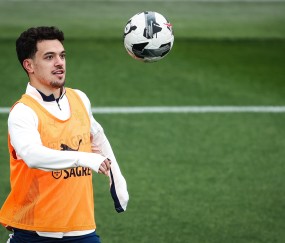 九游体育入口-包含葡萄牙体育训练开放日，赛前官宣签约引欢呼，CBA季后赛在即，控场能力受关注的词条