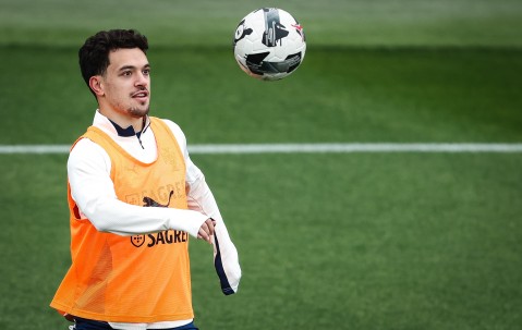 九游体育入口-包含葡萄牙体育训练开放日，赛前官宣签约引欢呼，CBA季后赛在即，控场能力受关注的词条