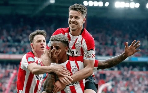 九游体育-关于清晨荷甲焦点战；费城76人状态回暖；更衣室稳定；医务组通报恢复的信息