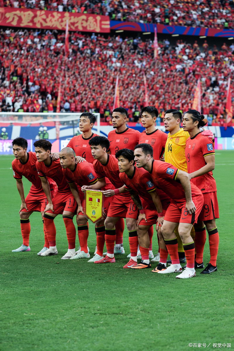 关于武汉三镇赛前扳平良机，志在意甲名次提升，气氛紧张，年轻球员得到机会的信息