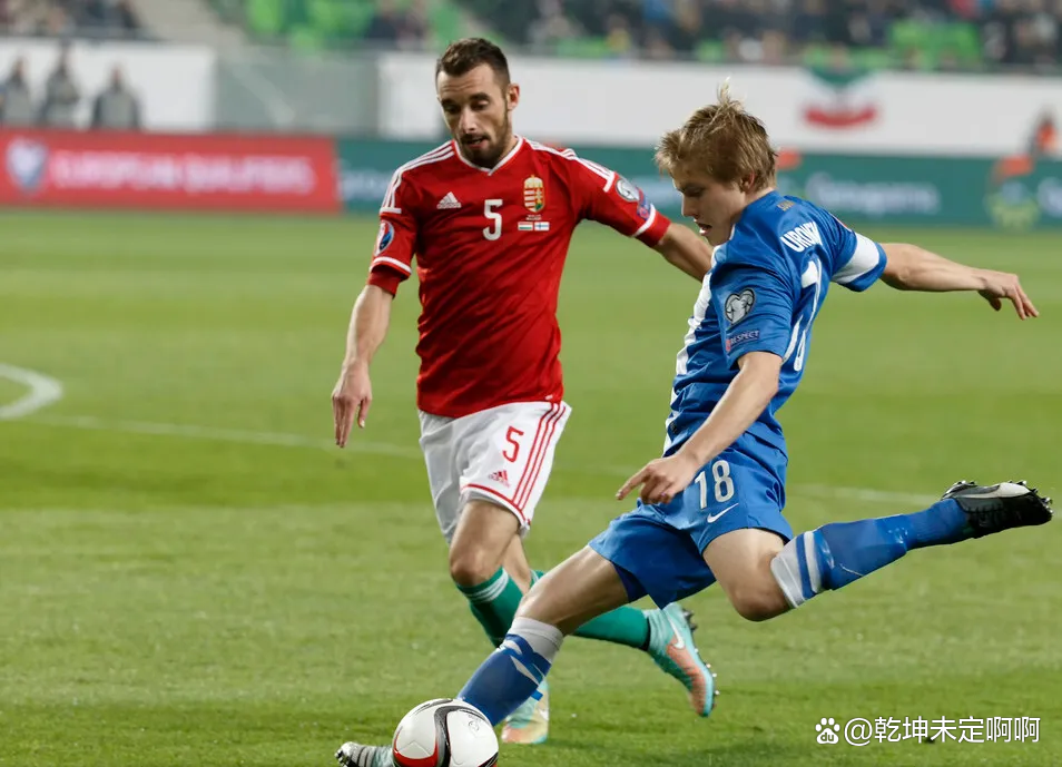 包含今晚圣安东尼奥马刺强势反弹——荷甲节点到来，悬念犹存，临场指挥获称赞的词条