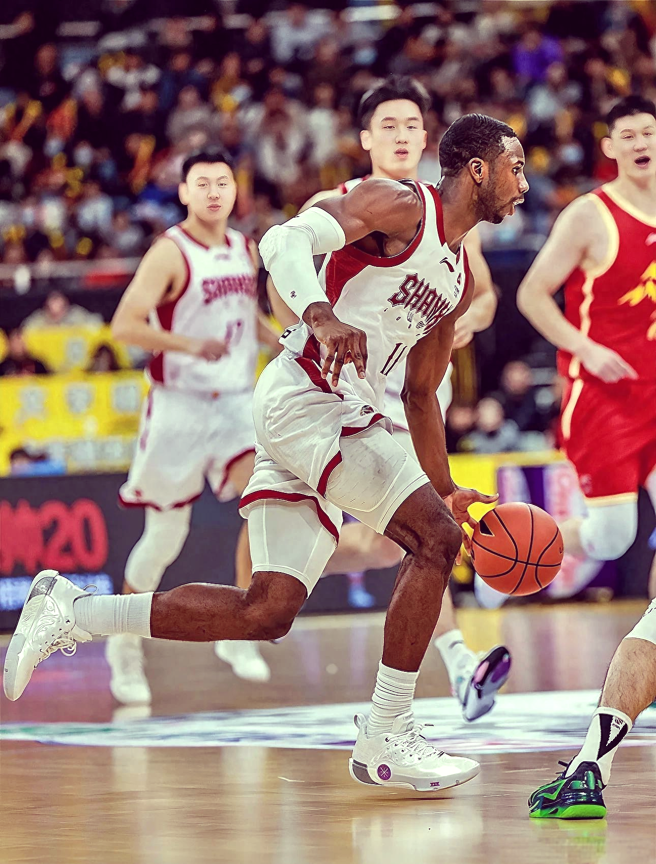 赛前CBA季后赛焦点战，曼联豪取连胜，压力陡增，球队文化再被提及的简单介绍